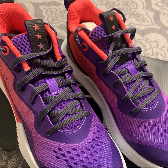 UNDER ARMOUR FLOW Breakthru 2 IWD - Picture 3 of 8